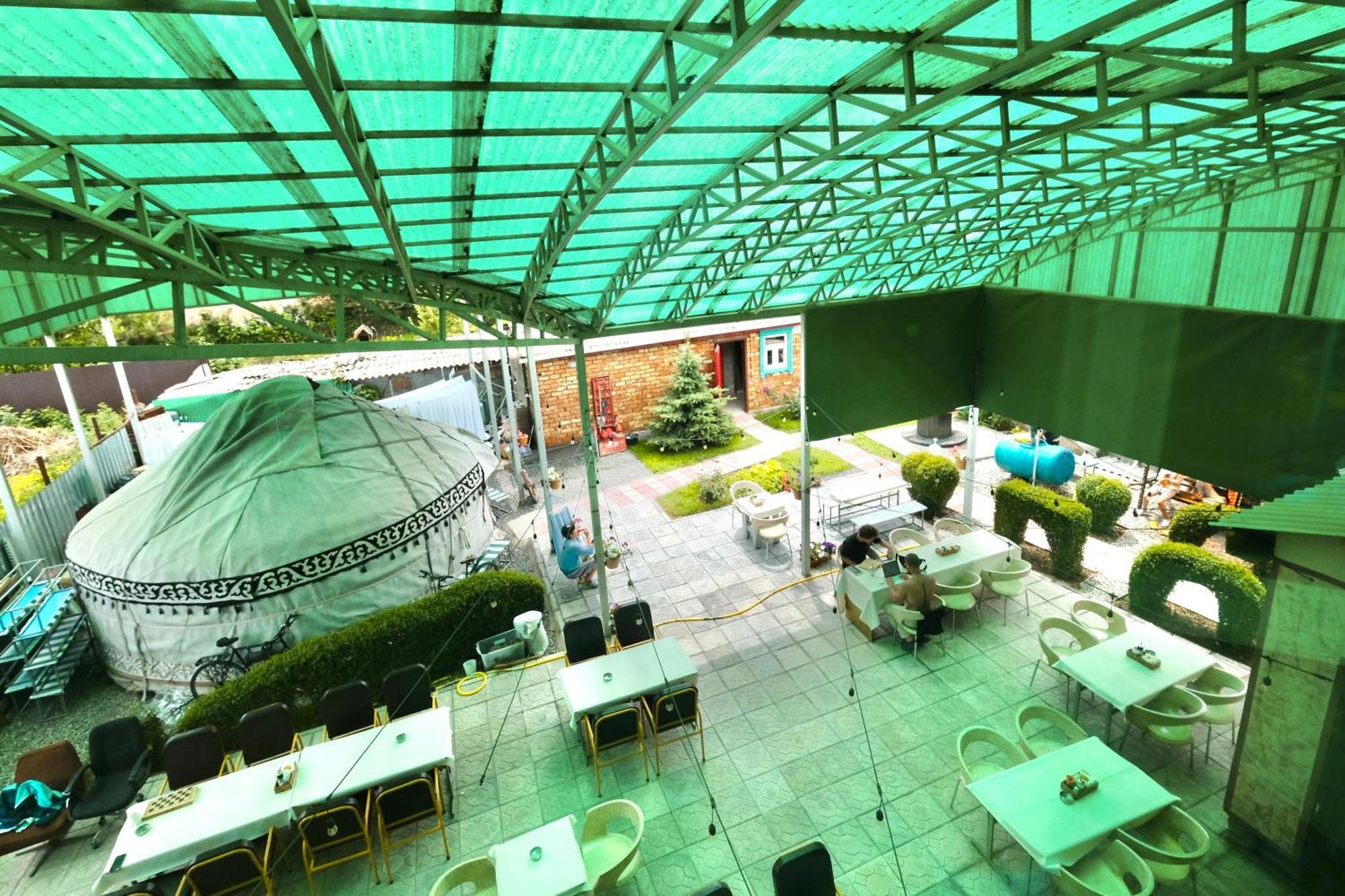 Duet Hostel & Hotel Karakoł Zewnętrze zdjęcie