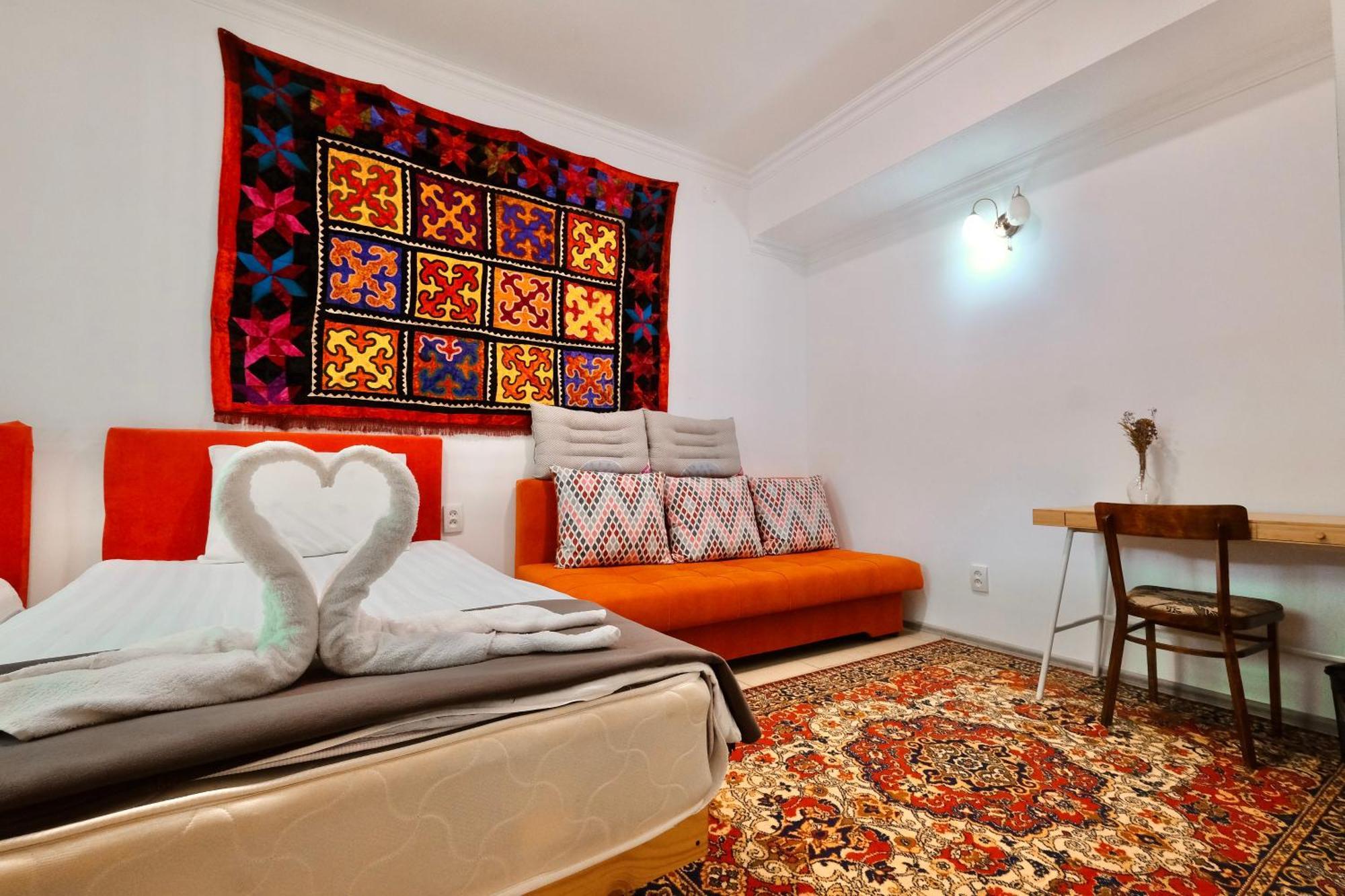 Duet Hostel & Hotel Karakoł Zewnętrze zdjęcie