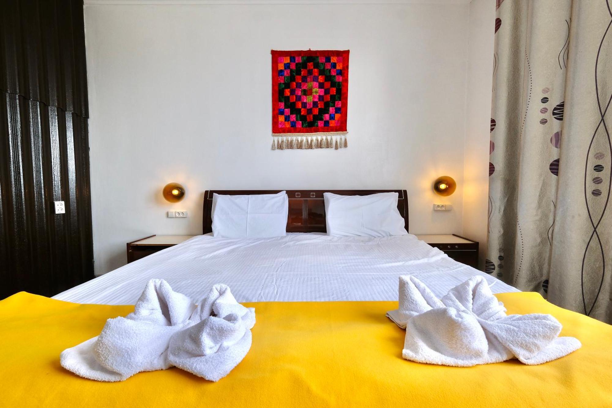 Duet Hostel & Hotel Karakoł Zewnętrze zdjęcie